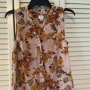 Floral sleeveless top